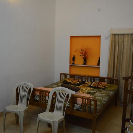 Jheelam Homestay Bhopal Extérieur photo