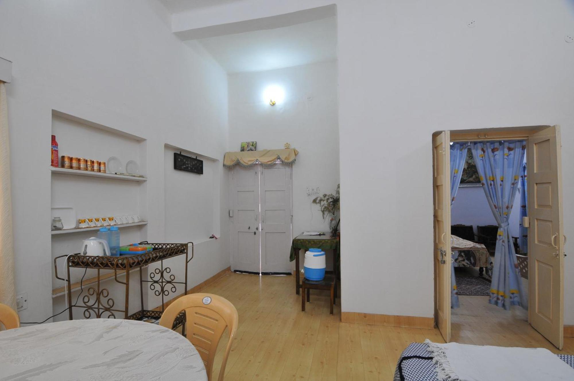 Jheelam Homestay Bhopal Extérieur photo