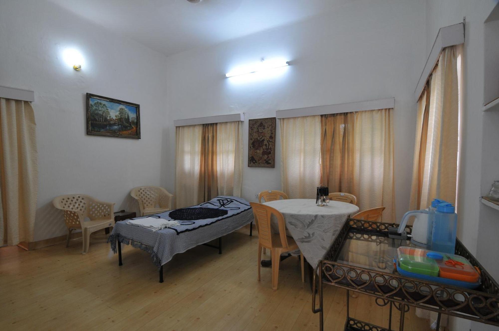 Jheelam Homestay Bhopal Extérieur photo