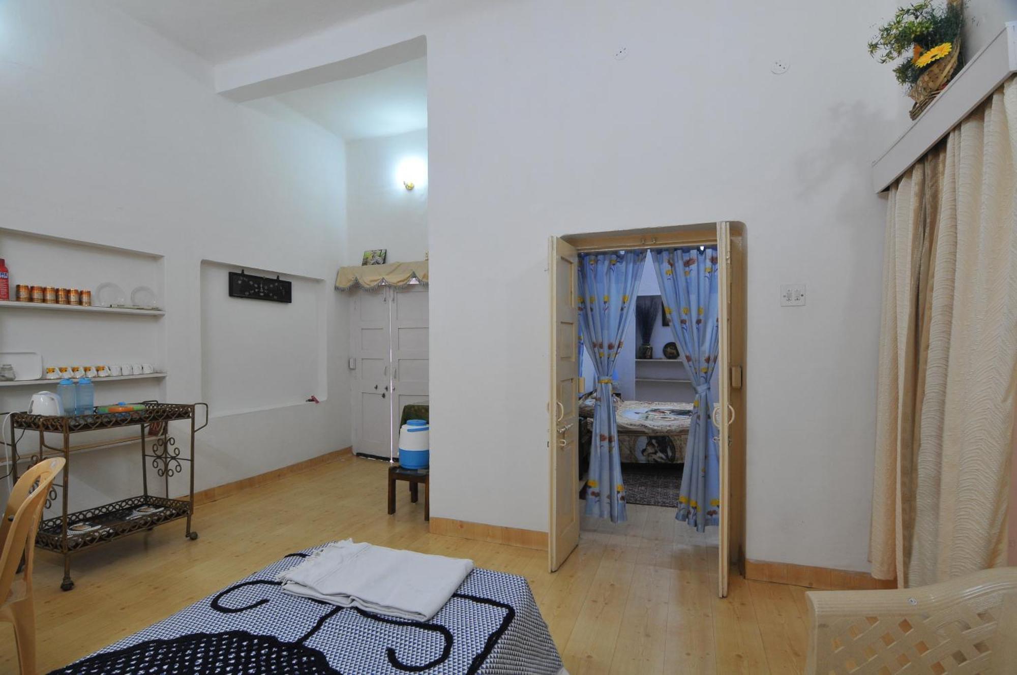Jheelam Homestay Bhopal Chambre photo